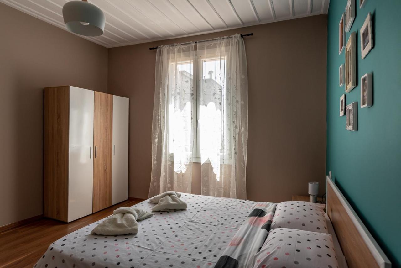테살로니키 Athina'S House 아파트 외부 사진